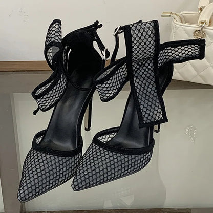 Zirem – Sapatos Elegantes em Rede Floral