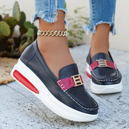 Vittoria – Sapatos de Mulher com Detalhe Metálico