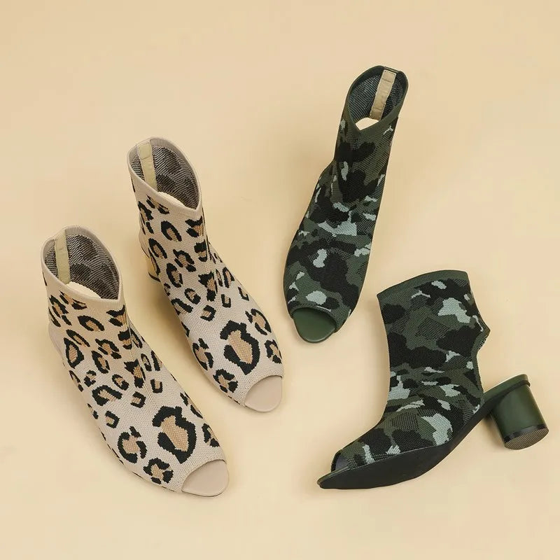 Isadora Savage - Very Elegant and Comfortable Sandals