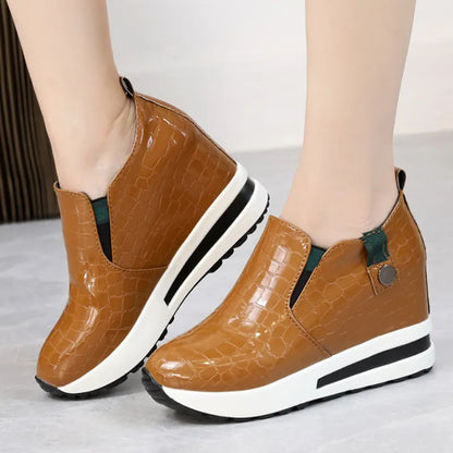 Elisa Toulouse - Comfortable and Stylish Platform Trainers