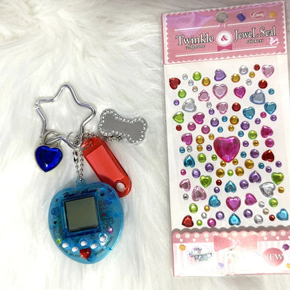 Lusitanna Pixel Charm – Interactive Retro Keychain