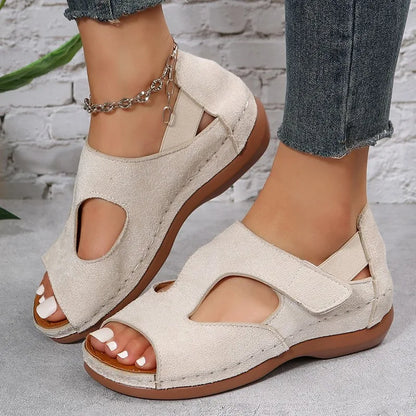 Lina - Comfortable and very elegant semi-orthopaedic sandal