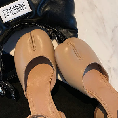 Aurora Elegance - Sapatos Mary Jane em Verniz