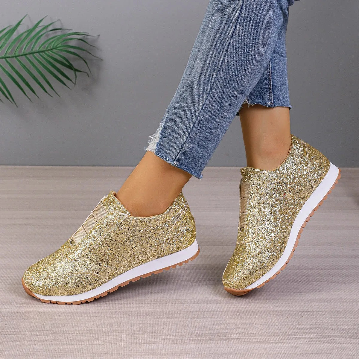 Nuria Star Sneakers - Cool and comfortable