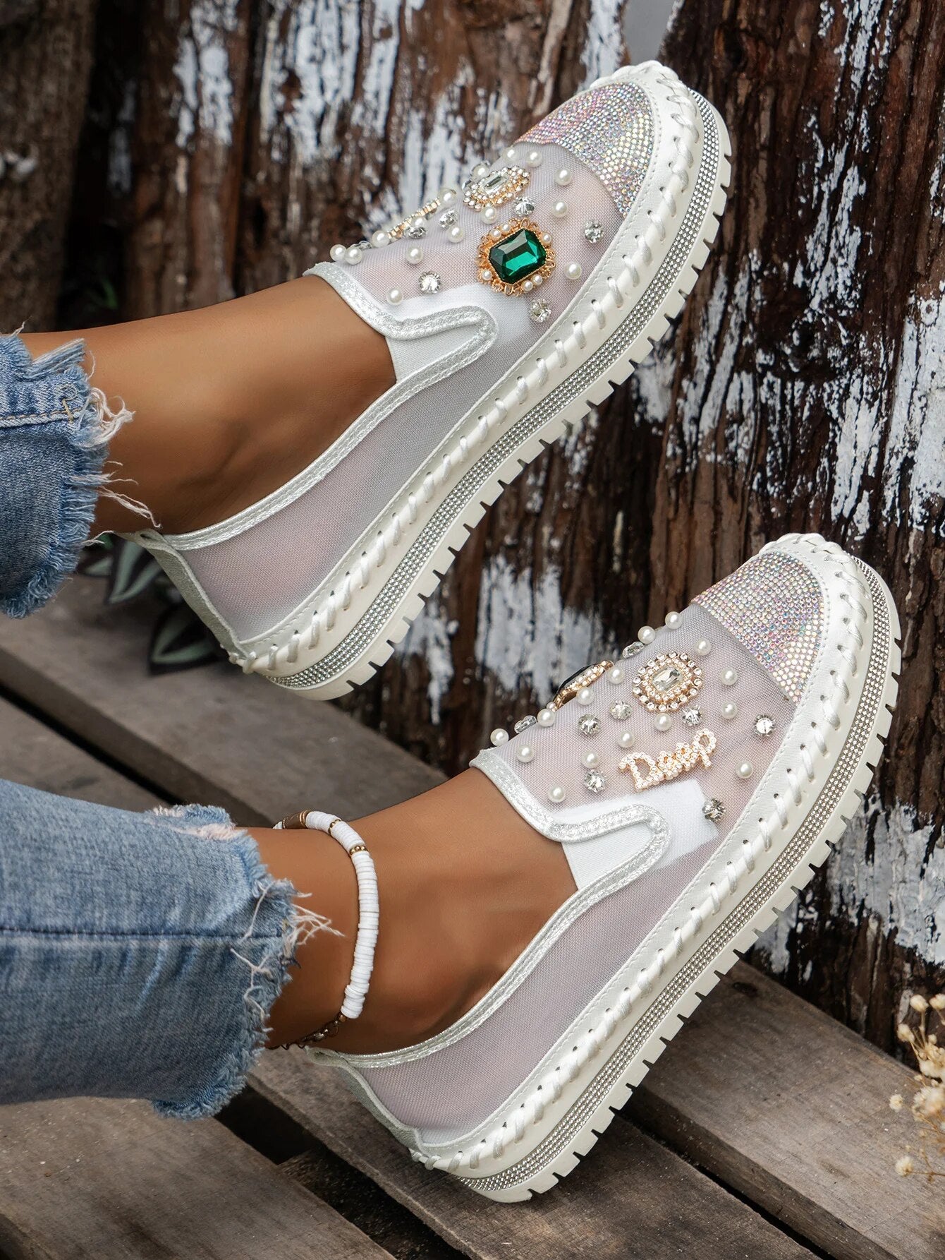 Clarissa Classy Star Sneakers - Stylish and Comfortable