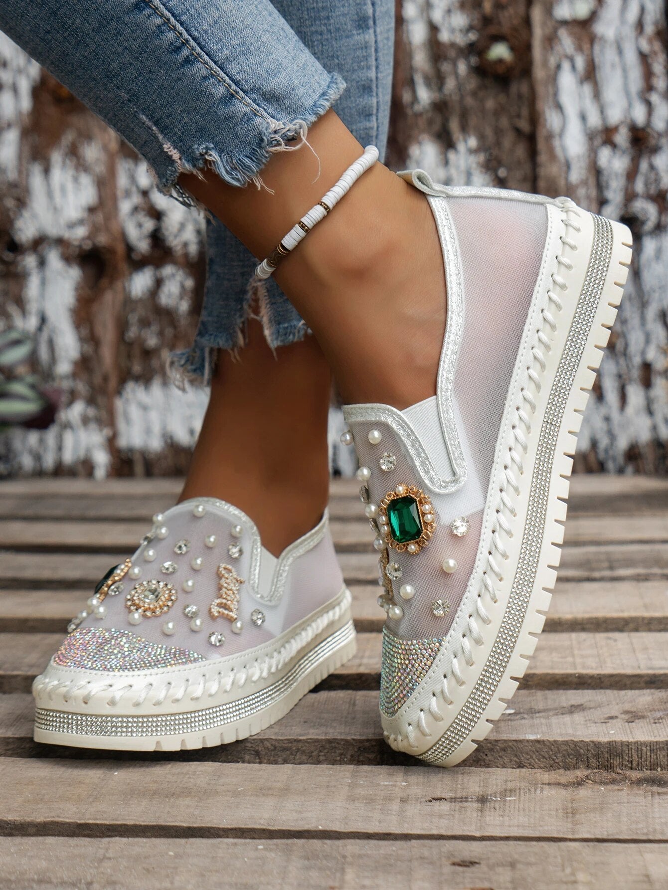 Clarissa Classy Star Sneakers - Stylish and Comfortable