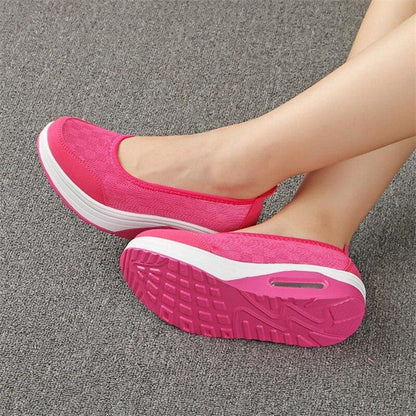 Helena™ - Platform Trainers