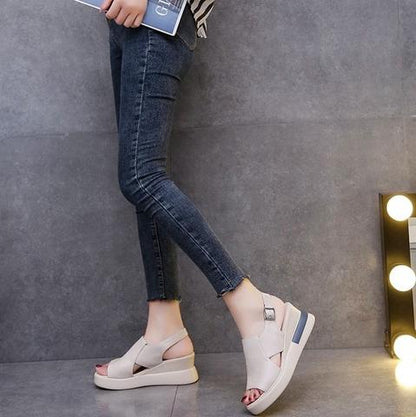 LeConfort - Sandália Super Confortável e Leve